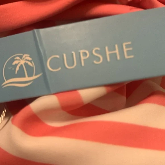 Cupshe Pink and White Ruffled One Piece Swimsuit - Picture 5 of 9